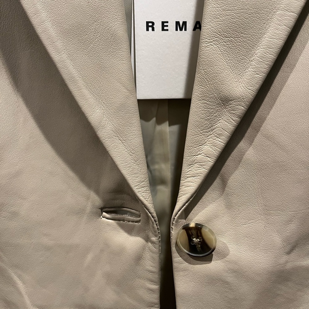 REMAIN Birger Christensen Authentic Camel/Beige/Tan Leather Blazer BNWT Size L - Picture 2 of 15